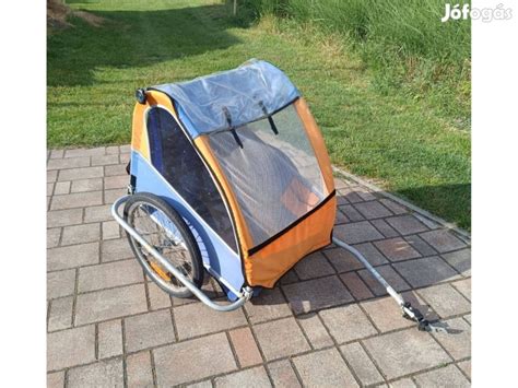 Gyermekszállító utánfutó