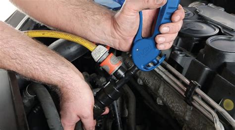 Hűtőrendszer tisztítása