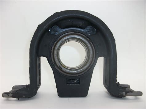 Hibás kardánfelfüggesztő csapágy