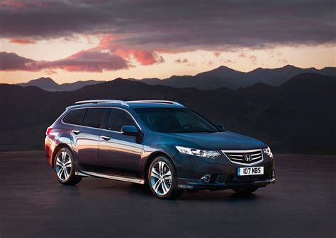 Honda Accord Tourer csomagtér