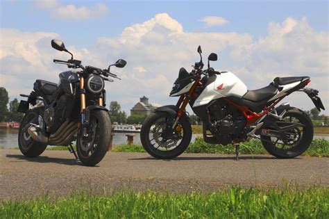 Honda Civic és CB500 összehasonlítás