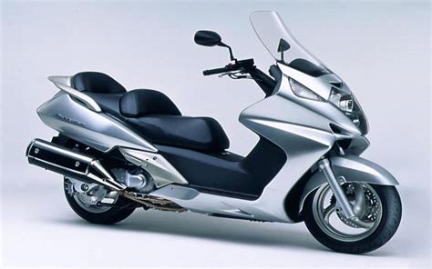 Honda Silver Wing 600