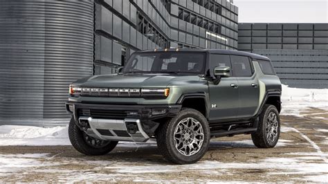 Hummer EV SUV