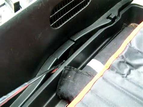 Hyundai tolatókamera beszerelése