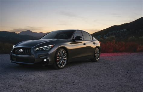 Infiniti Q50 felnivel