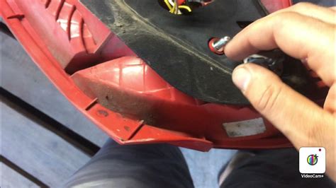 Izzó eltávolítása