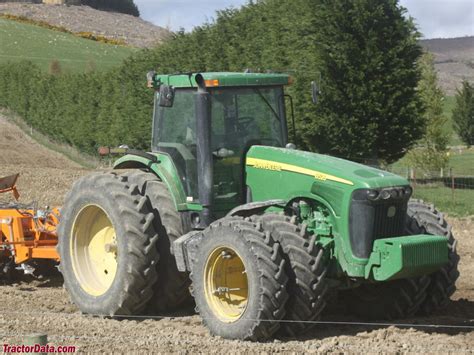 John Deere 8530 és 8520 összehasonlítása