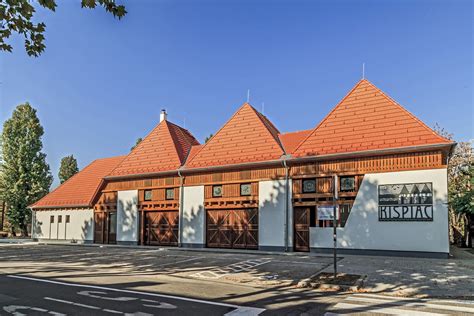 Kamu-tábla Debrecenben