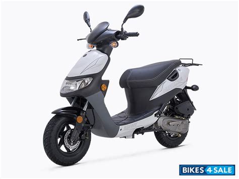 Keeway Hurricane 50 kipufogó