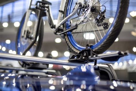 Kerékpárszállítás tetőcsomagtartóval