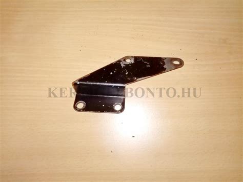 Kipufogó tartó alkatrész