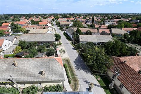 Kiskunlacháza látképe