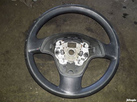 Kormánykerék eltávolítása