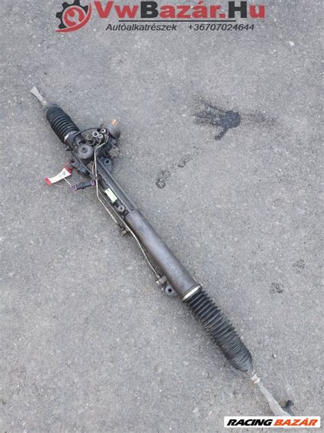 Kormánymű alkatrészei