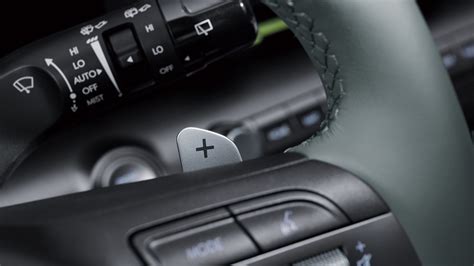 Kormányoszlopra szerelt váltókar