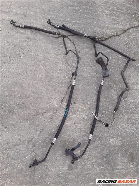 Kormányszervó cső eltávolítása