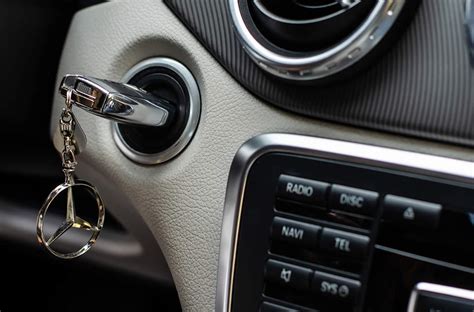 Kulcs nincs az autóban