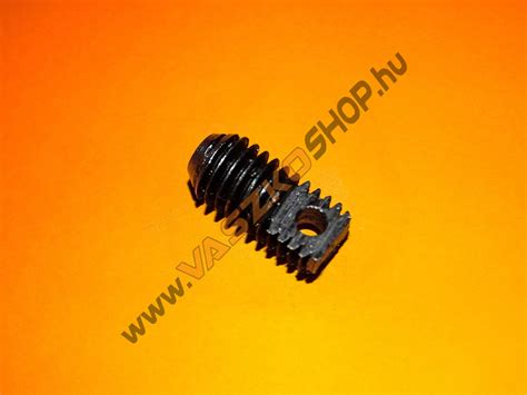 Kuplung beállító csavar