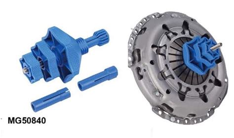 Kuplung központosító szerszám