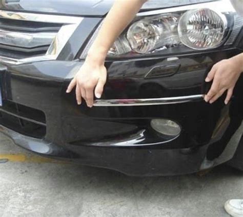 Lökhárítóvédő rögzítése