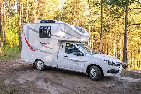 Lada Granta ajtóburkolat leválasztása