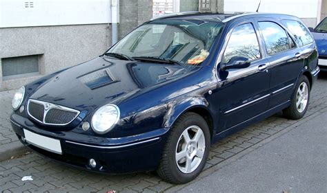 Lancia Lybra