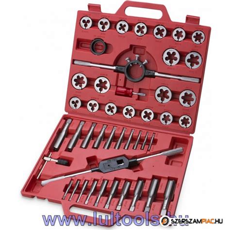 Műanyag célszerszám