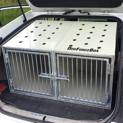 Műanyag kutyaszállító box