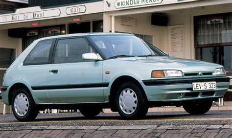 Mazda 323 BG Hatsó Szárny