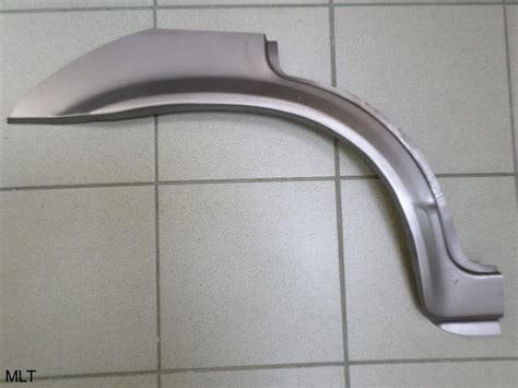 Mazda 323F BJ Hátsó Sárvédő Javító Panel Készlet