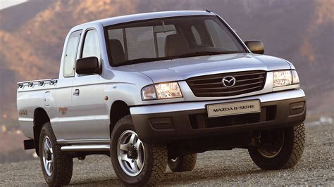 Mazda B2500 lámpa csere