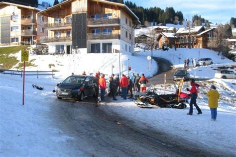 Mentőfolyosó Ausztriában