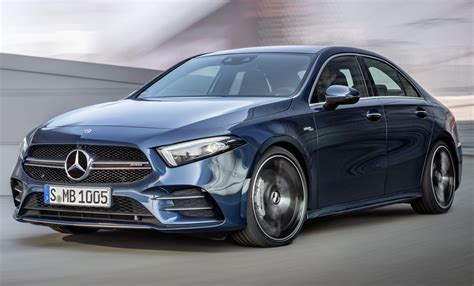 Mercedes A-osztály szarvas teszt