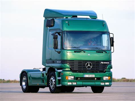 Mercedes Actros MP1