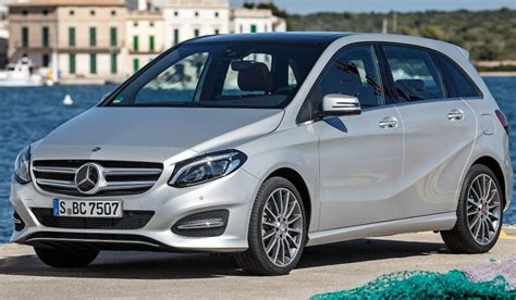 Mercedes B Osztály W246 bőrülés javítás