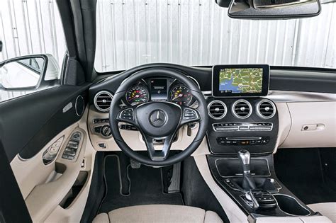 Mercedes C Osztály belső tér