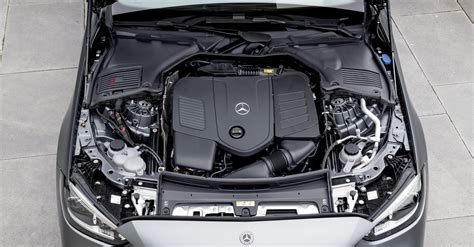 Mercedes C-Class Engine