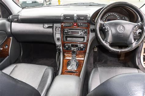 Mercedes C200 Kompressor Interior