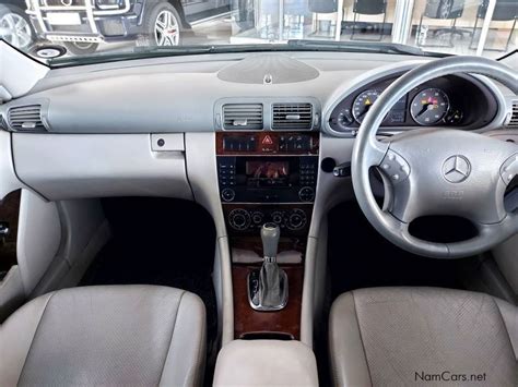 Mercedes C270 CDI Interior