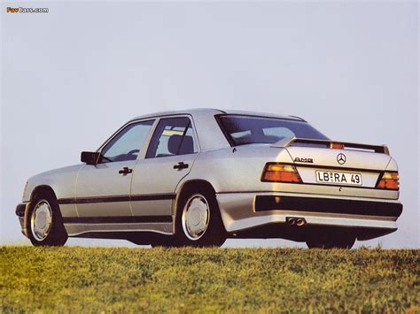 Mercedes-Benz 300 E (W124)