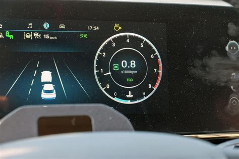 Mercedes-Benz vezetőtámogató rendszerek