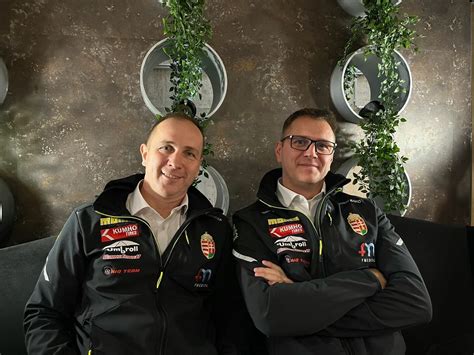 Mikucza Tamás-Bakó András