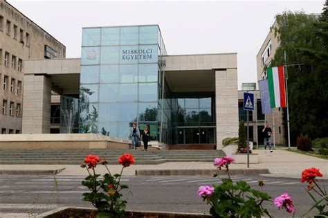 Miskolci Egyetem főépülete