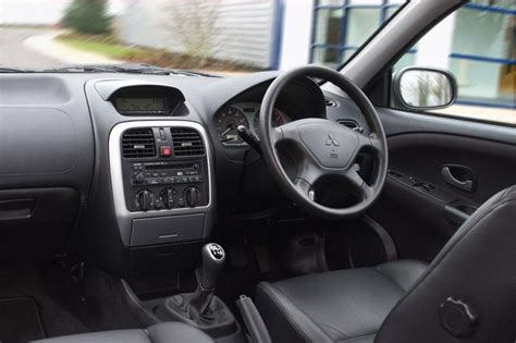 Mitsubishi Carisma Interior
