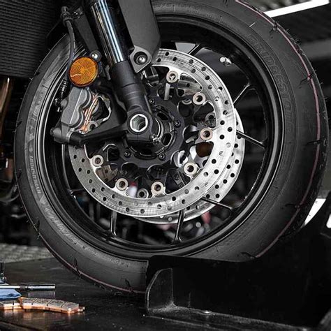 Motorkerékpár fékek