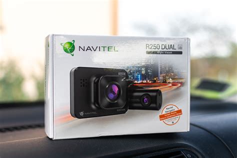 Navitel R250 Dual