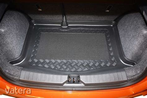 Nissan Micra csomagtér