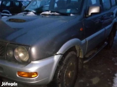 Nissan Terrano alkatrészek