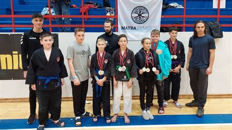 Nyomjuk le a fékpedált