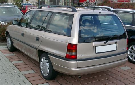Opel Astra F Caravan Sportkipufogó